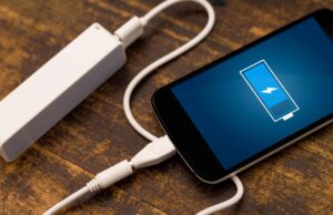 Названо чотири міфи про заряджання смартфону, що шкодять батареї Названо-чотири-міфи-про-заряджання-смартфону,-що-шкодять-батареї