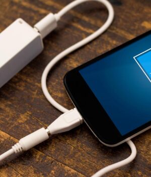 Названо-чотири-міфи-про-заряджання-смартфону,-що-шкодять-батареї