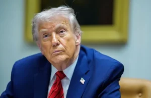 Американці подарували депутатам РФ шкарпетки з Трампом Американці подарували депутатам РФ шкарпетки з Трампом