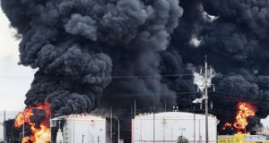 Атаки на порти та НПЗ: нові виклики для енергетичної системи Росії Найбільші перебої в історії: СБС розкрили деталі ударів по нафтових портах РФ