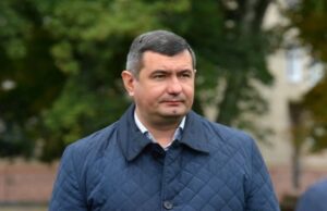 Нове авто в родині: що задекларував голова Волинської облради Григорій Недопад Нове-авто-в-родині:-що-задекларував-голова-Волинської-облради-Григорій-Недопад