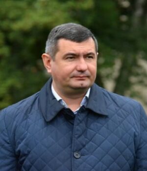 Нове-авто-в-родині:-що-задекларував-голова-Волинської-облради-Григорій-Недопад