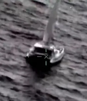 Два-гуманітарні-судна-з-Мексики-дісталися-Гавани-після-зникнення-в-морі