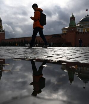 У Москві виступили з погрозами ще одній країні через постачання зброї Києву