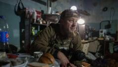 Командир підрозділу ЗСУ “Курт” про стратегію оборони Костянтинівки та використання дронів у війні з Росією Командир-“Курт”-воює-12-років.-Що-він-думає-про-бусифікацію,-СЗЧ-і-Зеленського