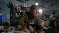 Командир підрозділу ЗСУ “Курт” про стратегію оборони Костянтинівки та використання дронів у війні з Росією Командир-“Курт”-воює-12-років.-Що-він-думає-про-бусифікацію,-СЗЧ-і-Зеленського