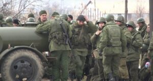 Мобілізація в Криму: нова хвиля призову до армії РФ «Пастка-для-громадян-України»-в-окупованому-Криму.-Як-«не-стати-гарматним-м’ясом»-для-Росії