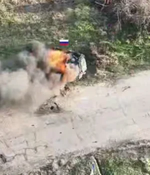 ВМС-України-знищили-російський-УАЗ-разом-із-екіпажем-на-фронті-–-відео