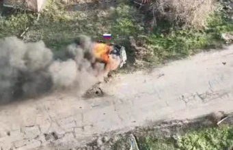 ВМС України знищили російський автомобіль на фронті під час десантної операції ВМС-України-знищили-російський-УАЗ-разом-із-екіпажем-на-фронті-–-відео