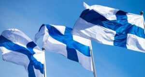 У Фінляндію залетіли два дрони: прем’єр заговорив про “український слід”, – Bloomberg У-Фінляндію-залетіли-два-дрони:-прем’єр-заговорив-про-“український-слід”,-–-bloomberg