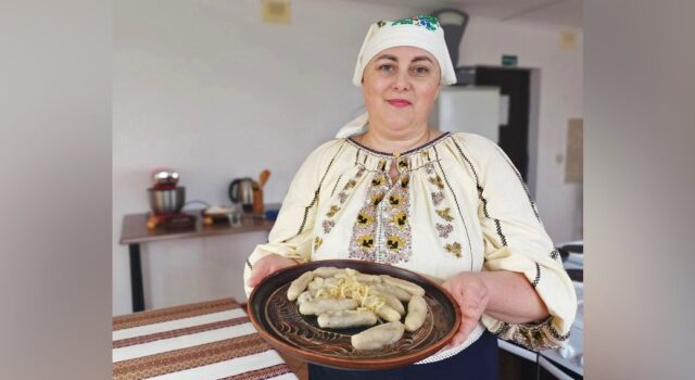 Бобівники: господиня з Любешівщини поділилася рецептом приготування поліської страви Бобівники:-господиня-з-Любешівщини-поділилася-рецептом-приготування-поліської-страви