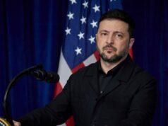 Зеленський: Україна веде переговори з США та прагне трьохсторонніх зустрічей з Росією Zełenski gorzko o rozmowach z USA. “Borykamy się z pewną trudnością”