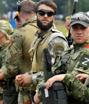 viyskovi_gettyimages_1242709623_87d0bc803b44d7c903ea44969f49489f_1300x820.jpg Березень може стати рекордним за кількістю втрат росіян на фронті, – Федоров