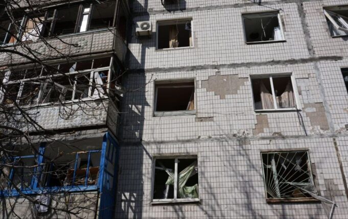 Три загиблих у Краматорську внаслідок авіаудару російських військ Росіяни КАБом вбили в Краматорську трьох людей, в тому числі дитину, – ОВА