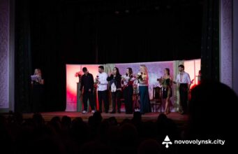 Театральні прем’єри в Нововолинську: емоції та мистецтво в часи випробувань У-Нововолинській-громаді-відбулися-дві-театральні-прем’єри