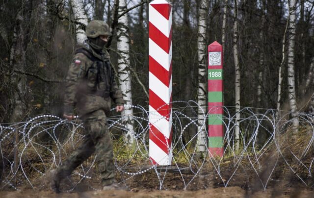 Польща планує збудувати електронний бар’єр на кордоні з Україною На кордоні Польщі та України можуть збудувати супербар’єр: як він працюватиме
