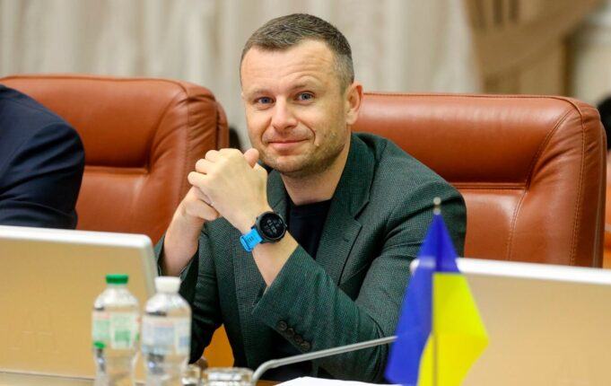 Кабмін України схвалив три важливі законопроекти щодо оподаткування та військового збору Кабмін відмовився від “великого податкового законопроекту”: що пропонує натомість
