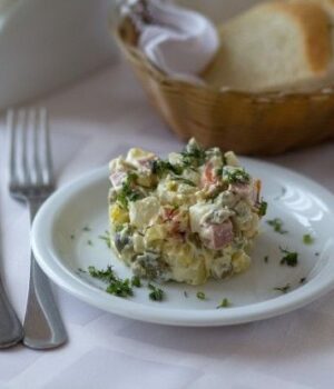 В Україні-дешевшають-овочі-з олів’є-набору:-як змінилися-ціни В Україні-дешевшають-овочі-з олів’є-набору:-як змінилися-ціни