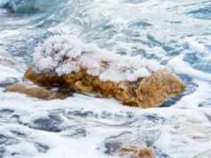 Розміром із Сеул і в 10 разів солоніший за океан: що це за унікальне озеро Розміром-із-Сеул-і-в-10-разів-солоніший-за-океан:-що-це-за-унікальне-озеро