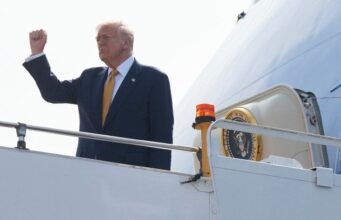 У Флориді аеропорт перейменують на честь Трампа У Флориді-аеропорт-перейменують-на честь-Трампа