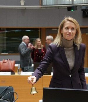 Рекордний-кредит-для-України-і санкції-проти-Кремля:-чи вдасться-ЄС ухвалити-важливі-рішення