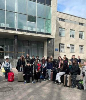 Розпочалася-оздоровча-кампанія-2026:-діти-з-Нововолинської-громади-поїхали-у-«Артек» Розпочалася-оздоровча-кампанія-2026:-діти-з-Нововолинської-громади-поїхали-у-«Артек»