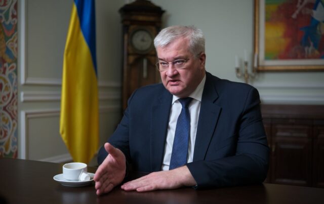 Український міністр закордонних справ засудив дії угорського колеги щодо Росії “Огидно, це сором”: Сибіга розніс Сійярто за “звітування” перед Лавровим