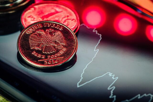 “Ідеальний шторм” на нафтовому ринку обвалив прибутки компанії друга Путіна, – Reuters “Ідеальний-шторм”-на-нафтовому-ринку-обвалив-прибутки-компанії-друга-Путіна,-–-reuters