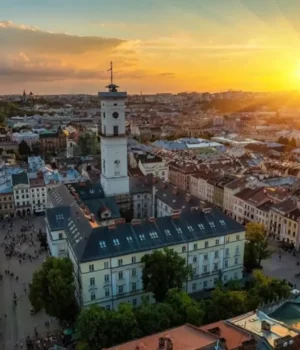 Топ-10-локацій-для-відпочинку-у-Львові