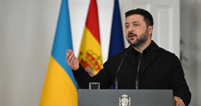 Зеленський розглядає можливість не висуватися на наступні вибори, потенційним наступником може стати Буданов Start w wyborach pod znakiem zapytania. Zełenski może zrezygnować, nowe doniesienia mediów