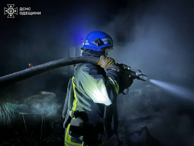 Російські дрони атакували порт в Одеській області: пошкоджено інфраструктуру росія-вночі-вдарила-по-порту-на-Одещині