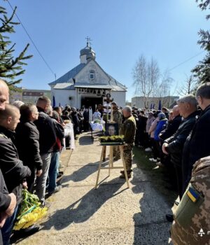 Нововолинськ-попрощався-з-Героєм-Русланом-Семенюком