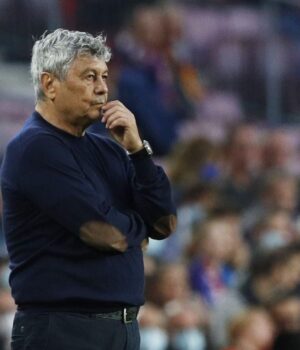 Легендарний-наставник-“Динамо”-та-“Шахтаря”-втратив-роботу-в-збірній-Румунії