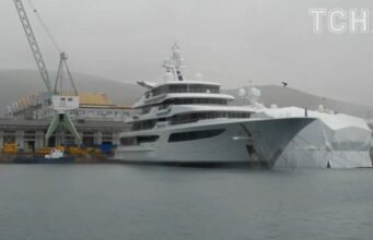 Розкішну яхту Медведчука готують до продажу: АРМА повідомила подробиці Розкішну-яхту-Медведчука-готують-до продажу:-АРМА-повідомила-подробиці