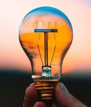 Коли вимикатимуть світло на Київщині 3 квітня