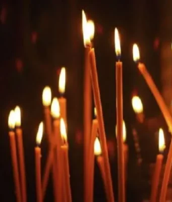 Яке релігійне свято відзначається 3 квітня Яке релігійне свято відзначається 3 квітня