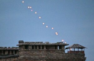 У Харкові вночі пролунала серія вибухів: атака на місто триває добу У Харкові-вночі-пролунала-серія-вибухів:-атака-на місто-триває-добу