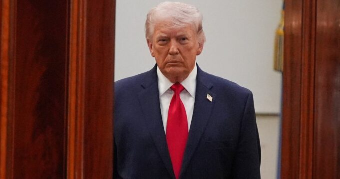 Трамп критикує Байдена за фінансову підтримку України Trump o Bidenie: Był po prostu głupcem. Prezydent krytykuje decyzję o wsparciu Ukrainy