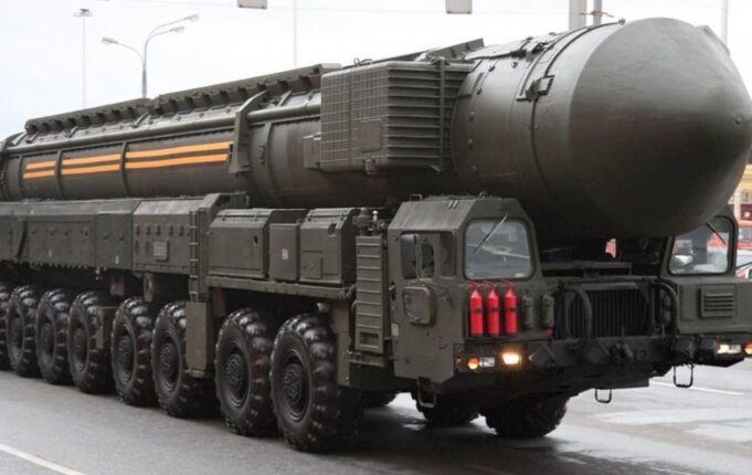 Роскосмос переносить виробництво до Сибіру через загрози українських атак Путін змушений “ховати” виробництво ракет у Сибіру: The Telegraph назвало причину