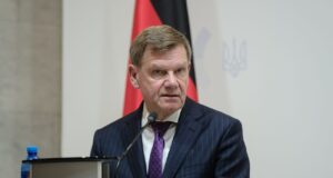 НАТО та підтримка України: Позиція Німеччини та роль США у забезпеченні безпеки Голова МЗС Німеччини: перемога України над РФ – спільний інтерес НАТО