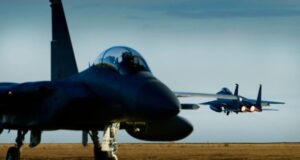 В Ірані вперше збили американський винищувач. Трамп каже, що на переговори це не вплине В-Ірані-вперше-збили-американський-винищувач.-Трамп-каже,-що-на-переговори-це-не-вплине