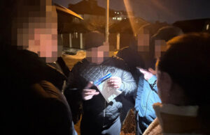 На Волині посадовець Держпродспоживслужби зізнався в хабарництві і зобов’язався задонатити ЗСУ 1,5 мільйона На-Волині-посадовець-Держпродспоживслужби-зізнався-в-хабарництві-і-зобов’язався-задонатити-ЗСУ-1,5-мільйона