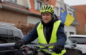 Мер бельгійського Крайнема вивчає українську мову для підтримки біженців «Витончена-й-цікава-мова-впливає-на-мислення».-65-річний-мер-бельгійського-міста-вивчив-українську