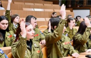 Студентські загони в окупованому Криму: нові виклики та ідеологічні завдання «Резерв-для-агресії»:-як-студзагони-в-окупованому-Криму-«підставляють-плече»-Росії