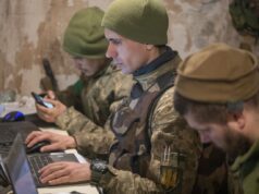 Росія постачає нові термінали супутникового зв’язку на фронт “Птахи Мадьяра” вперше знищили секретний російський термінал “Спірит” (відео)