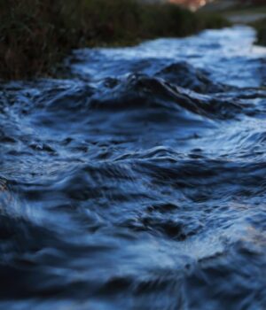 Відкриття-в-ядрі-Землі-переосмислює-теорії-про-походження-води:-що-виявили-вчені