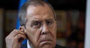 Лавров закликає США до переговорів для деескалації конфлікту з Іраном Цинізм без меж: РФ просить США забути про ультиматуми, якими сама роками тероризує світ