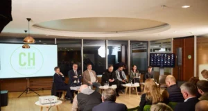 Фракція ‘Слуга народу’ обговорила законопроєкти для виконання зобов’язань перед донорами "Слуги"-на-засіданні-фракції-обговорили-з-міністрами-законопроєкти-для-виконання-зобов’язань-України-перед-донорами