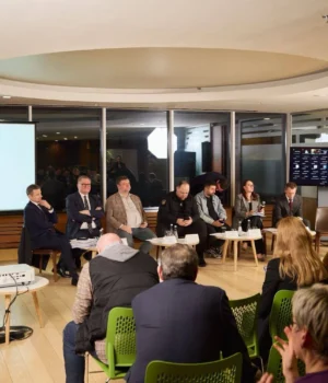 "Слуги"-на-засіданні-фракції-обговорили-з-міністрами-законопроєкти-для-виконання-зобов’язань-України-перед-донорами