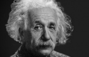 Роботи навчилися “плавати” у просторі-часі, використовуючи формули Ейнштейна Роботи-навчилися-“плавати”-у-просторі-часі,-використовуючи-формули-Ейнштейна